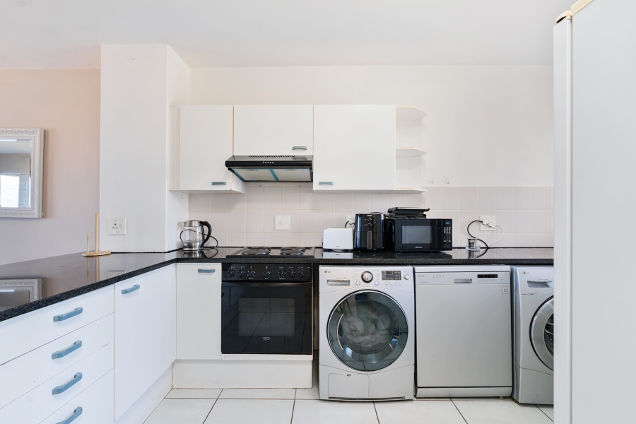 2 Bedroom Property for Sale in Beachfront Western Cape